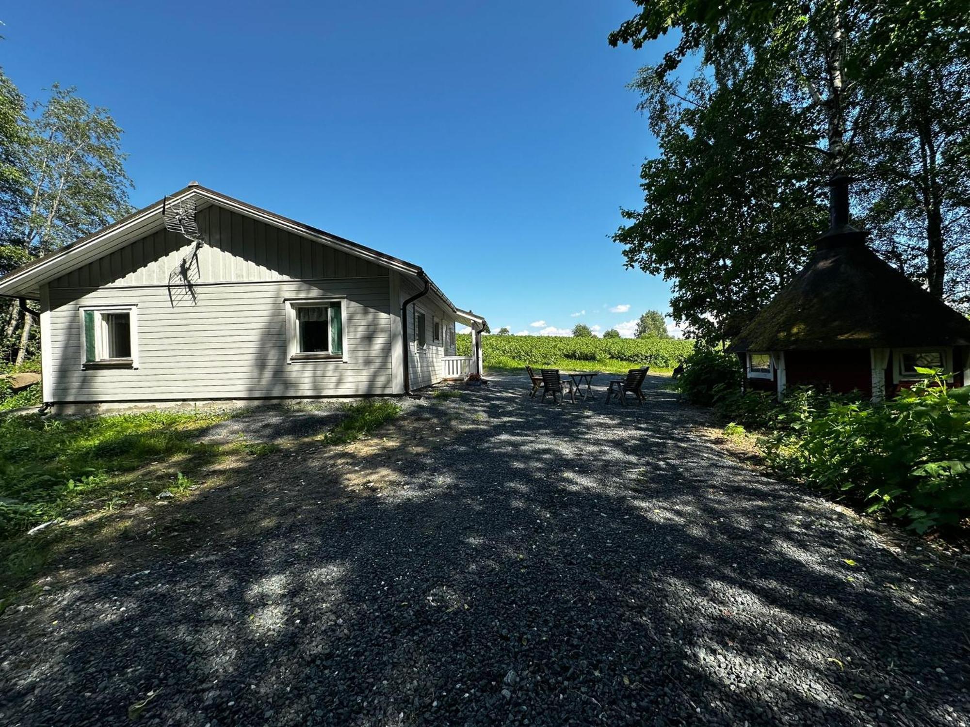 Maatilamatkailu Jaenisvaara Kolinkylä Exterior foto