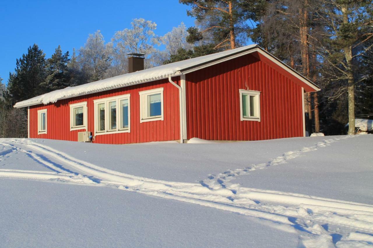 Maatilamatkailu Jaenisvaara Kolinkylä Exterior foto